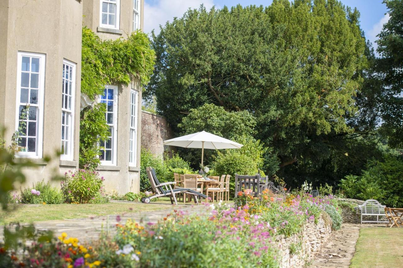 Upper Helmsley Hall ยอร์ค ภายนอก รูปภาพ